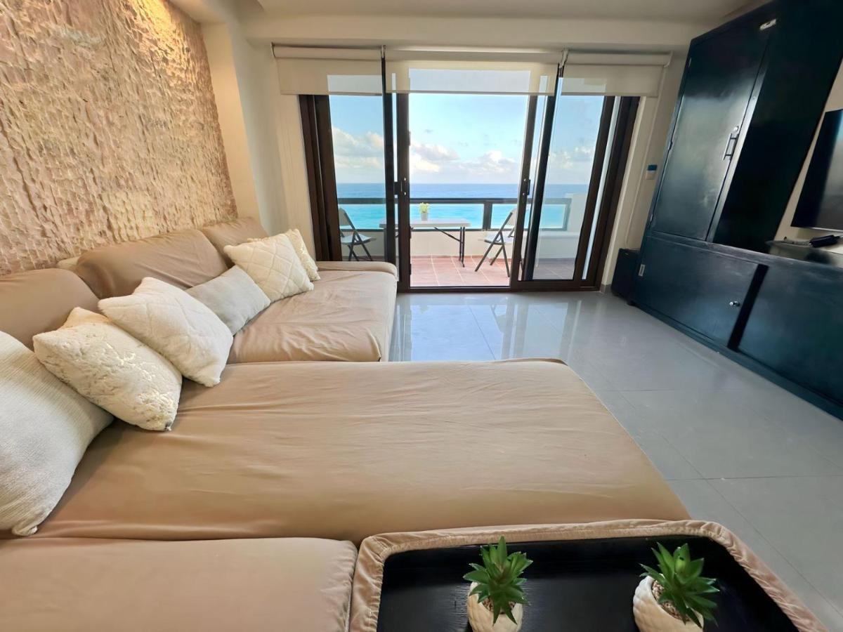 Amazing Beachfront Apartment Cancún Exterior foto